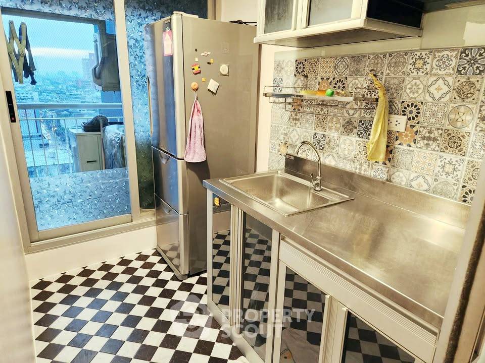 picture 2-BR Condo at Life @ Ratchada-Huaikwang near MRT Sutthisan (ID 2456589) - 6/11