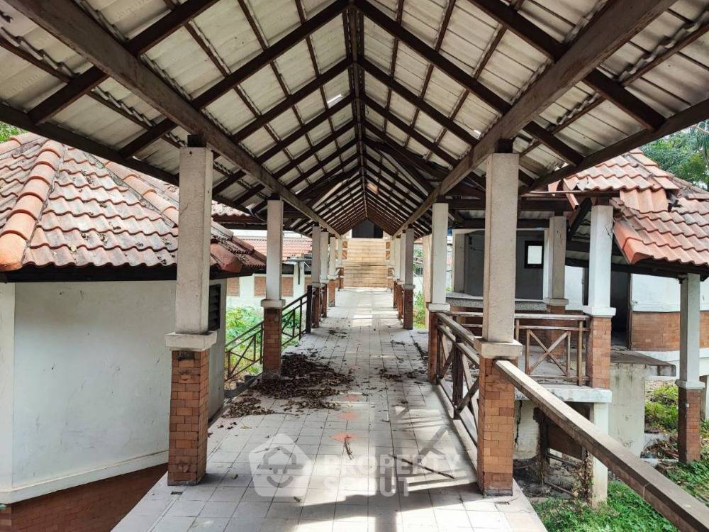 รูป ที่ดินสำหรับปล่อยเช่า 6,400 ตารางเมตร แถว ใน ทุ่งสองห้อง (ID 2075611) - รูปที่ 6/10