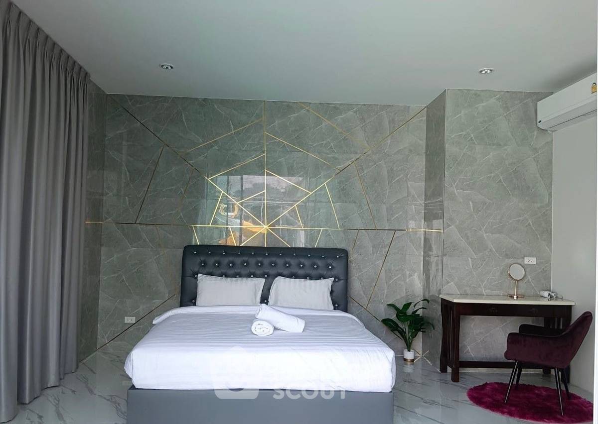 picture 4-BR Villa close to Hua Hin City (ID 1234212) - 3/12