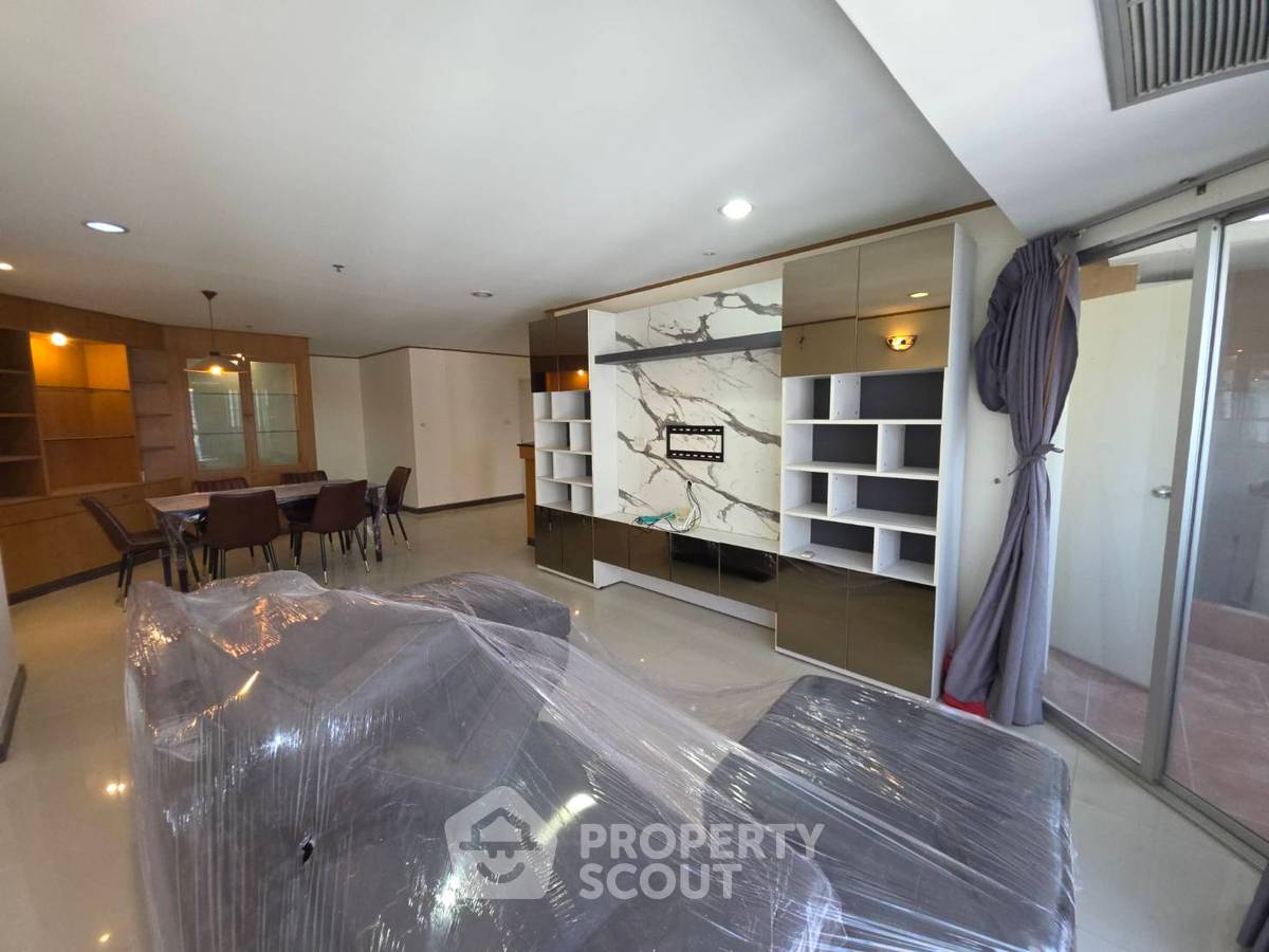 picture 3-BR Condo at The Waterford Diamond Tower Sukhumvit near BTS Phrom Phong (ID 2317984) - 7/21