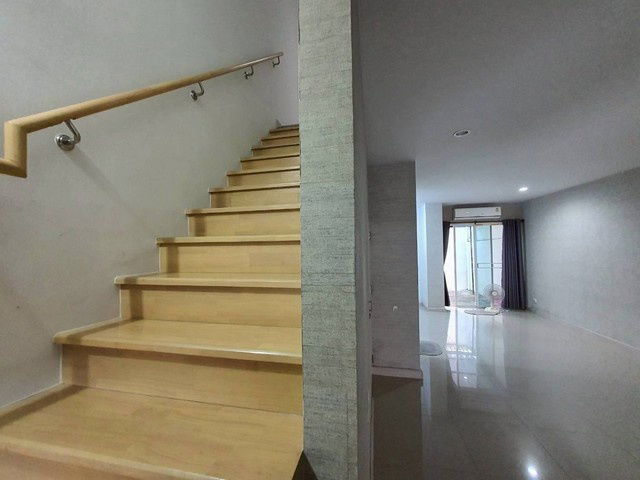 picture Town Home For Sale Signature Ramintra 109 Bangkok - 4/8