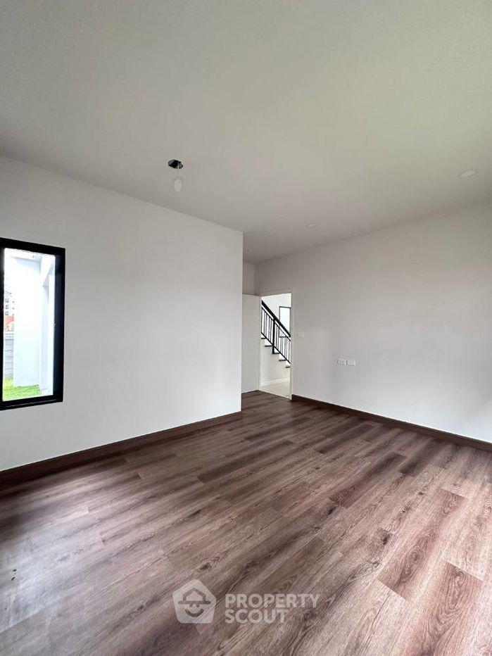 รูป บ้าน 5-ห้องนอน ใน ศีรษะจรเข้ใหญ่ (ID 2047019) - รูปที่ 23/37