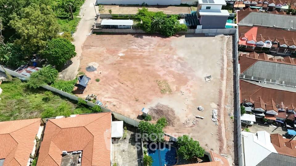 picture 2,792 m² Land for Sale in Wichit (ID 2447446) - 1/6