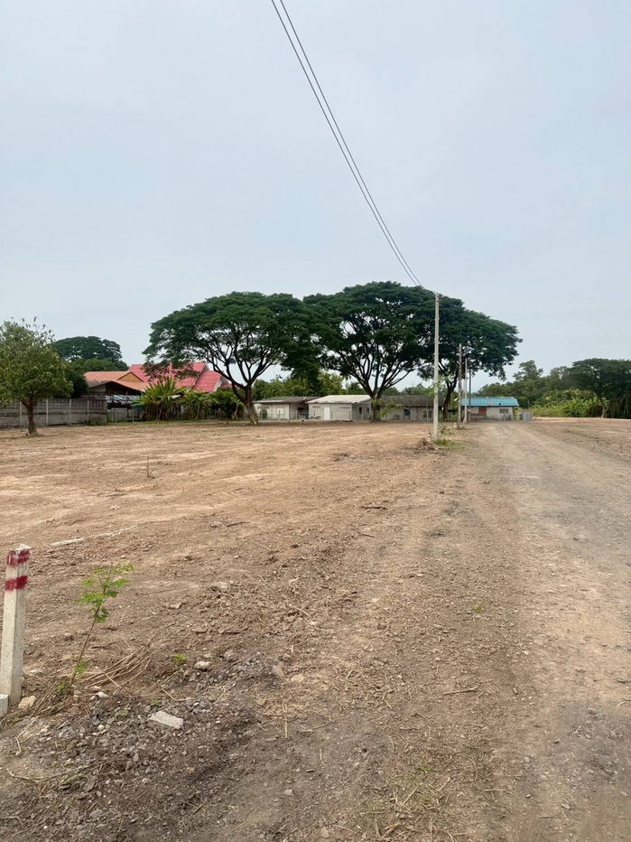 รูป ที่ดินคุณภาพคลองใหญ่บ้านสวนคลองเหมืองนครนายก66ตรวดาวน์50000ตรวละ4900ผ่อน3ปีไม่มีดอกเบี้ยเงินสดลด30000ใกล้ศูนยราชการน้ำไฟดินถมแล้วไม่ท่วมอากาศลมเย็น - รูปที่ 2/19