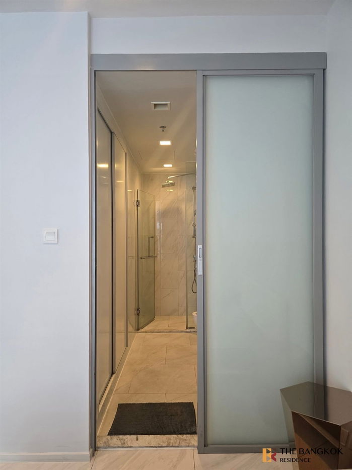 รูป Hyde Sukhumvit 11💖 ห้องสวยคลีน เฟอร์ครบ 🛌🏻 ใกล้ BTS นานา - รูปที่ 4/9