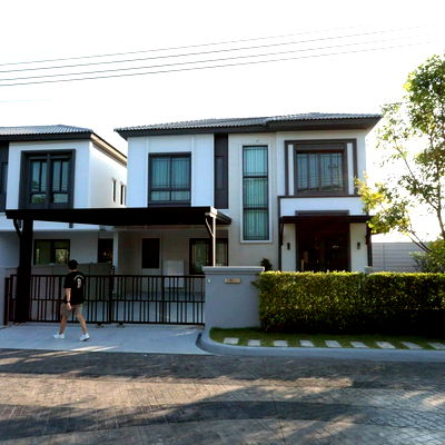 Twin houses for rent Bang Plee Samut Prakarn : Ready for RENT !! Great choice and Nice House