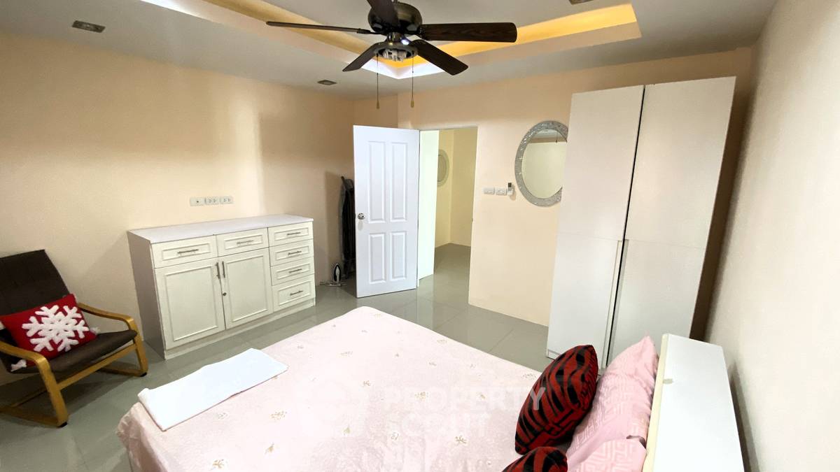 รูป วิลล่า 3-ห้องนอน ที่ จอมเทียน คอนโดเทล และหมู่บ้าน (วิลล่า) ใกล้ พัทยาใต้ (ID 1879347) - รูปที่ 7/12