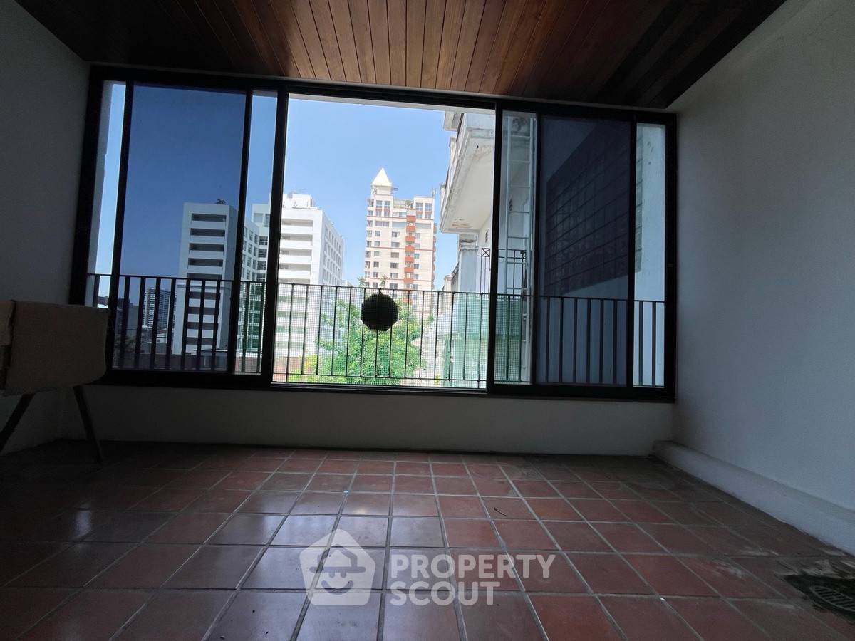 รูป คอนโด 2-ห้องนอน ที่ ไอคอน 2 คอนโดมิเนียม ใกล้ ทองหล่อ (ID 2449348) - รูปที่ 5/33