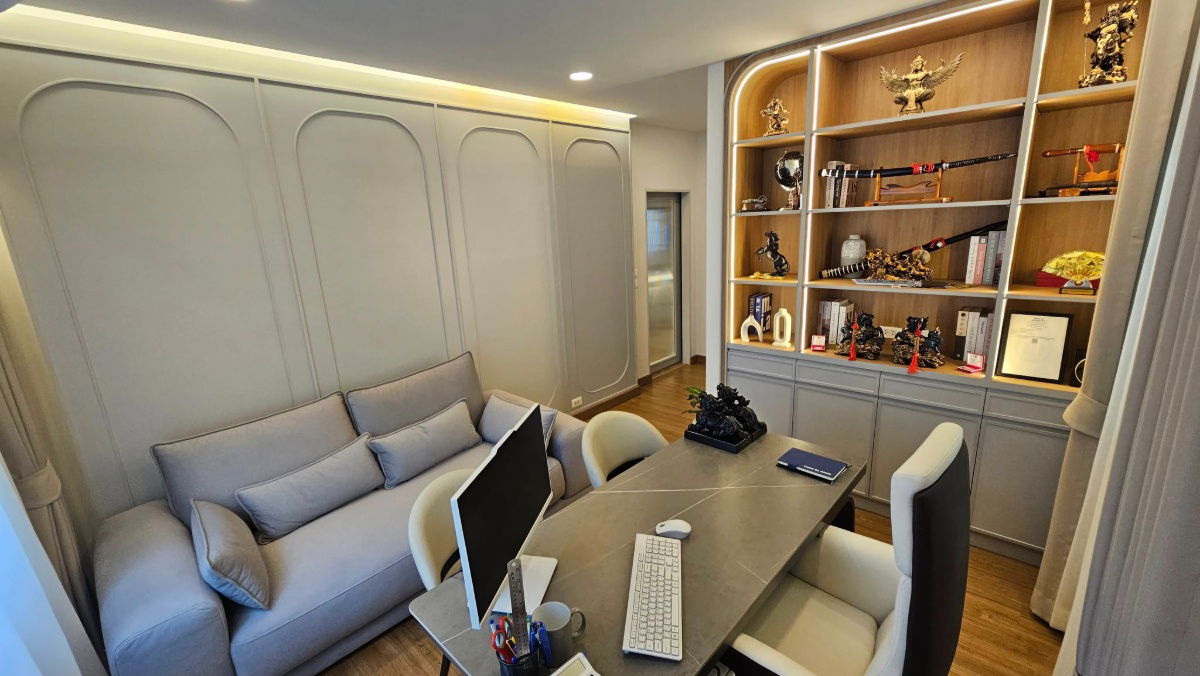 picture Centro Bangna – Modern Luxury Sale Price: 16,900,000 THB (Transfer fee 50/50) Move-in Ready, Fully Furnished - 19/21