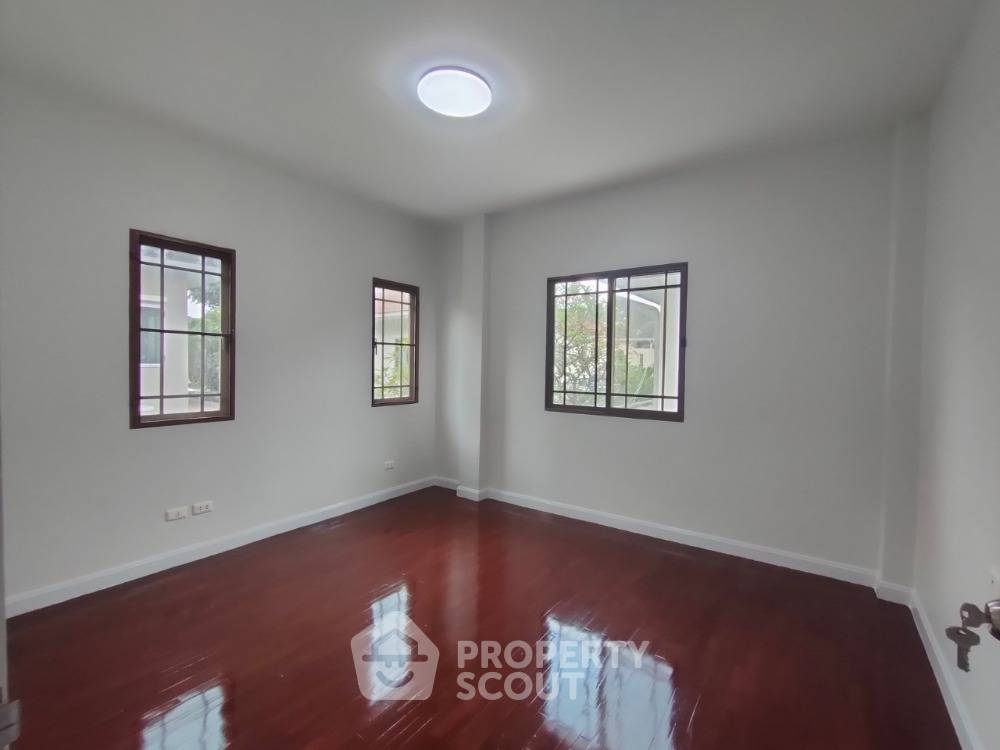 รูป บ้าน 4-ห้องนอน ที่ เศรษฐสิริ ประชาชื่น เรสซิเด้นซ์ 1 ใน เมืองนนทบุรี (ID 1020705) - รูปที่ 12/26