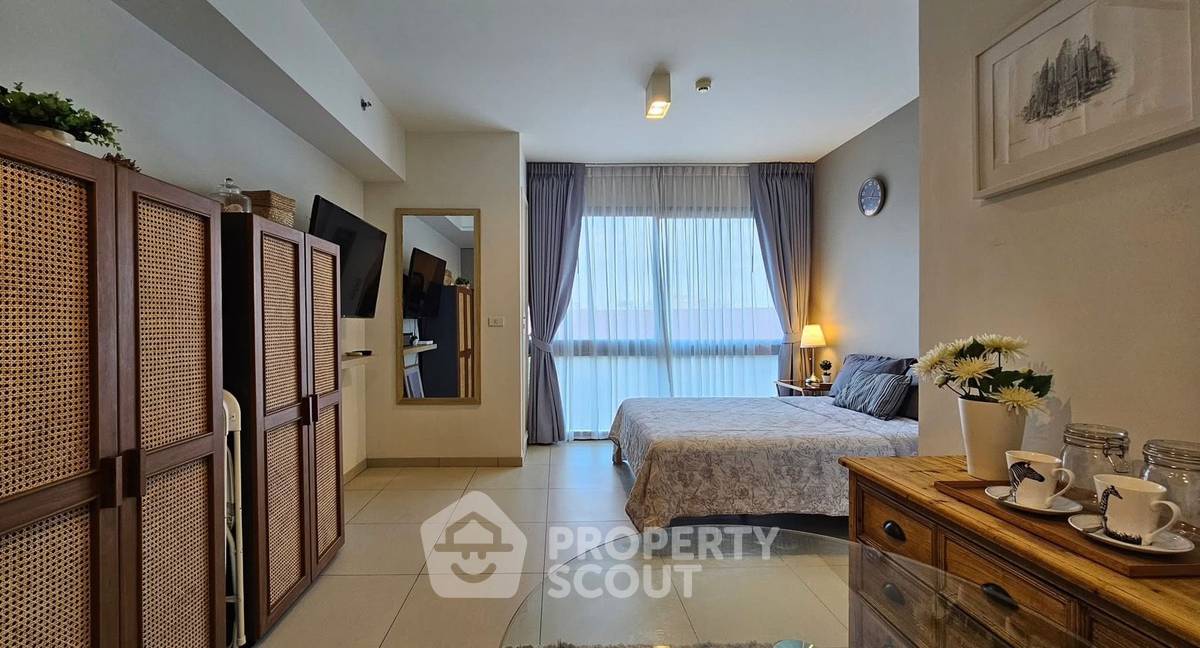 picture Studio Condo at Unixx South Pattaya close to Phratamnak (ID 2062959) - 6/12