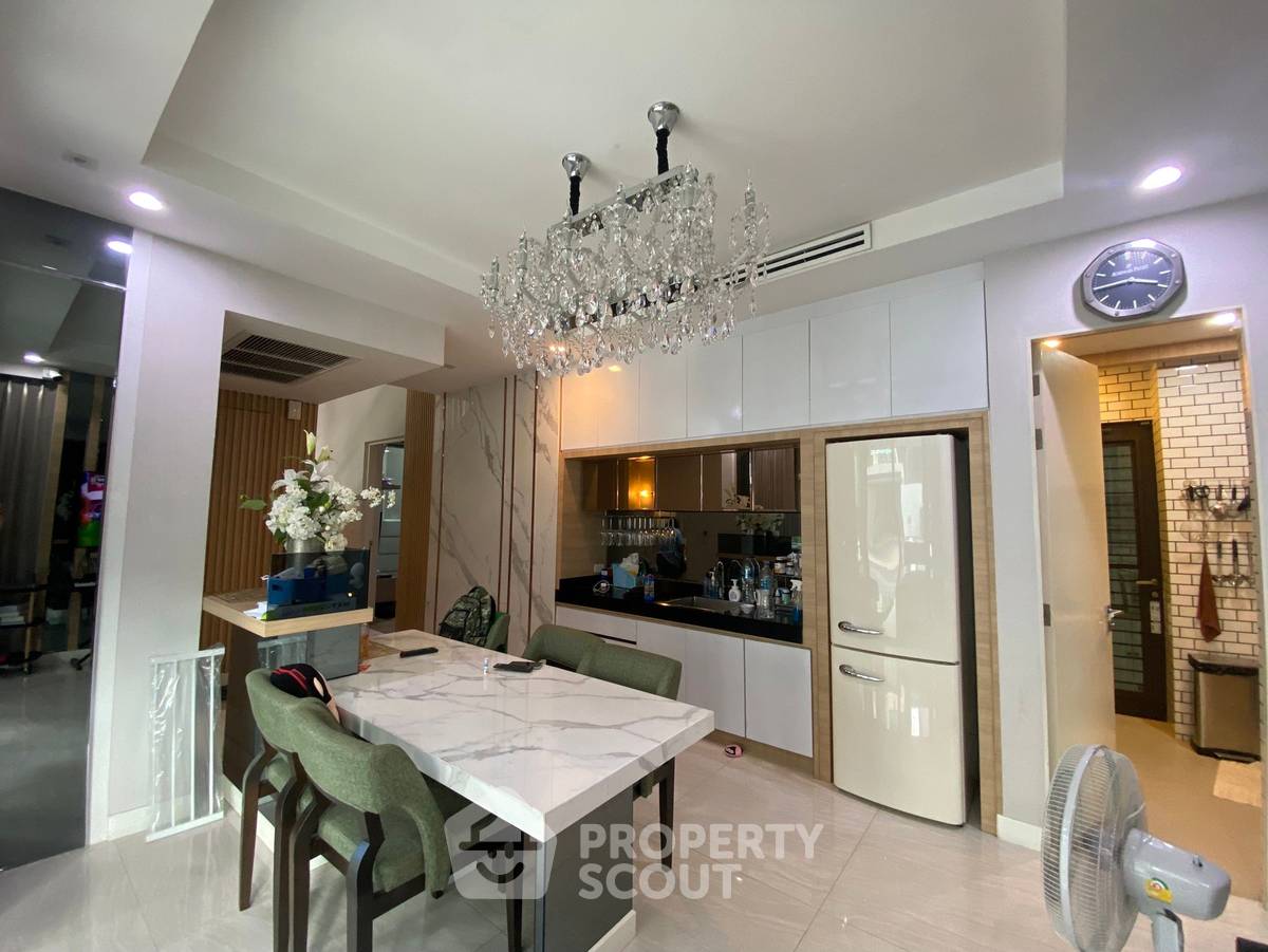 รูป บ้าน 4-ห้องนอน ใน ลาดพร้าว (ID 939334) - รูปที่ 15/18