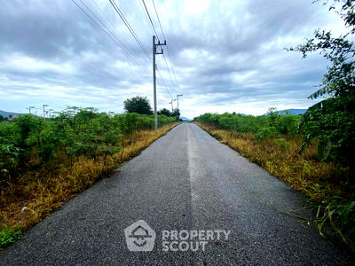 ที่ดิน ศรีราชา ชลบุรี : ที่ดินสำหรับปล่อยขาย 10,996 ตารางเมตร แถว ใน สุรศักดิ์ (ID 2111916)