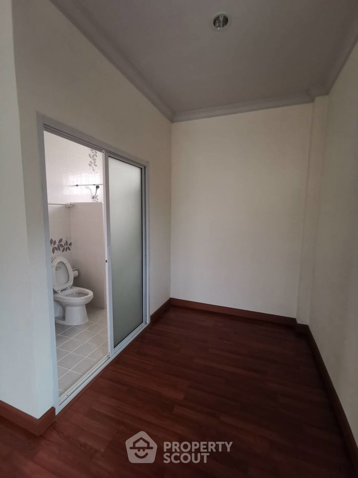 รูป บ้าน 4-ห้องนอน ที่ ศุภากร ไพรเวท โฮม ใน ไทรน้อย (ID 1593916) - รูปที่ 11/20