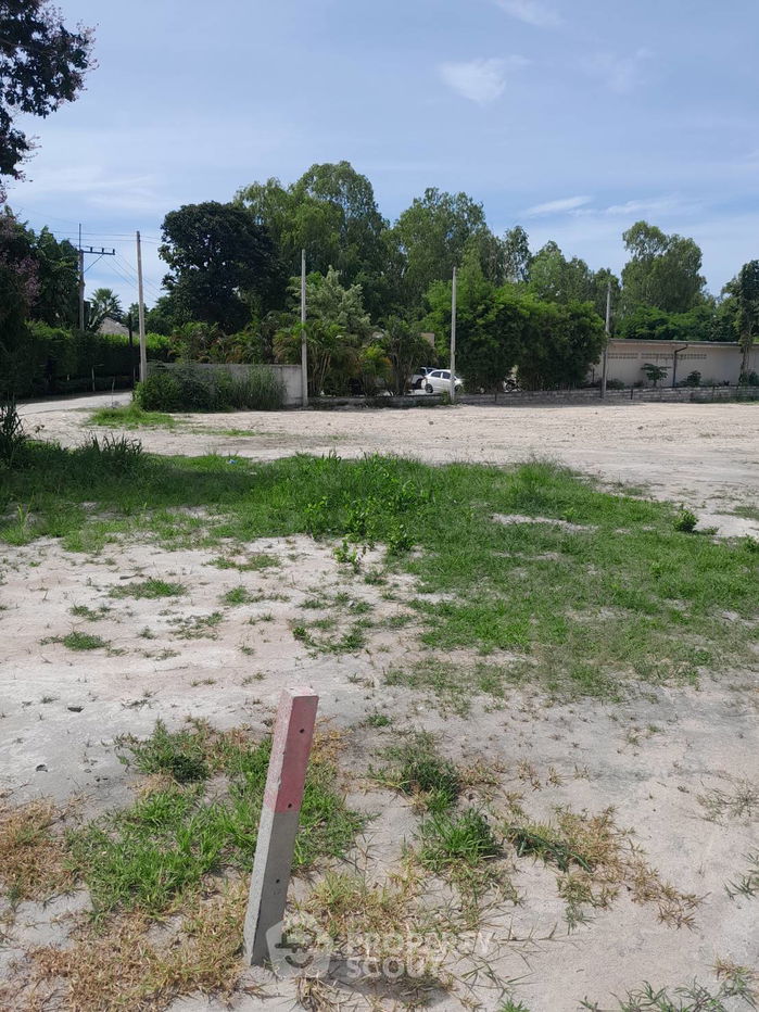 รูป ที่ดินสำหรับปล่อยขาย 2,012 ตารางเมตร แถว ใน หินเหล็กไฟ (ID 2140661) - รูปที่ 3/5