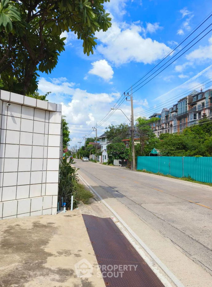 รูป บ้าน 5-ห้องนอน ใน บางพูด (ID 1798546) - รูปที่ 10/10