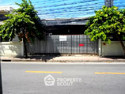 เช่าที่ดิน ถนนพระราม 3 : ที่ดินสำหรับปล่อยเช่า 212 ตารางเมตร แถว ใน บางโคล่ (ID 2448661)