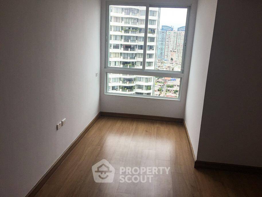 รูป คอนโด 1-ห้องนอน ที่ ศุภาลัย ริเวอร์ รีสอร์ท เจริญนคร ใกล้ BTS วงเวียนใหญ่ (ID 566100) - รูปที่ 3/9