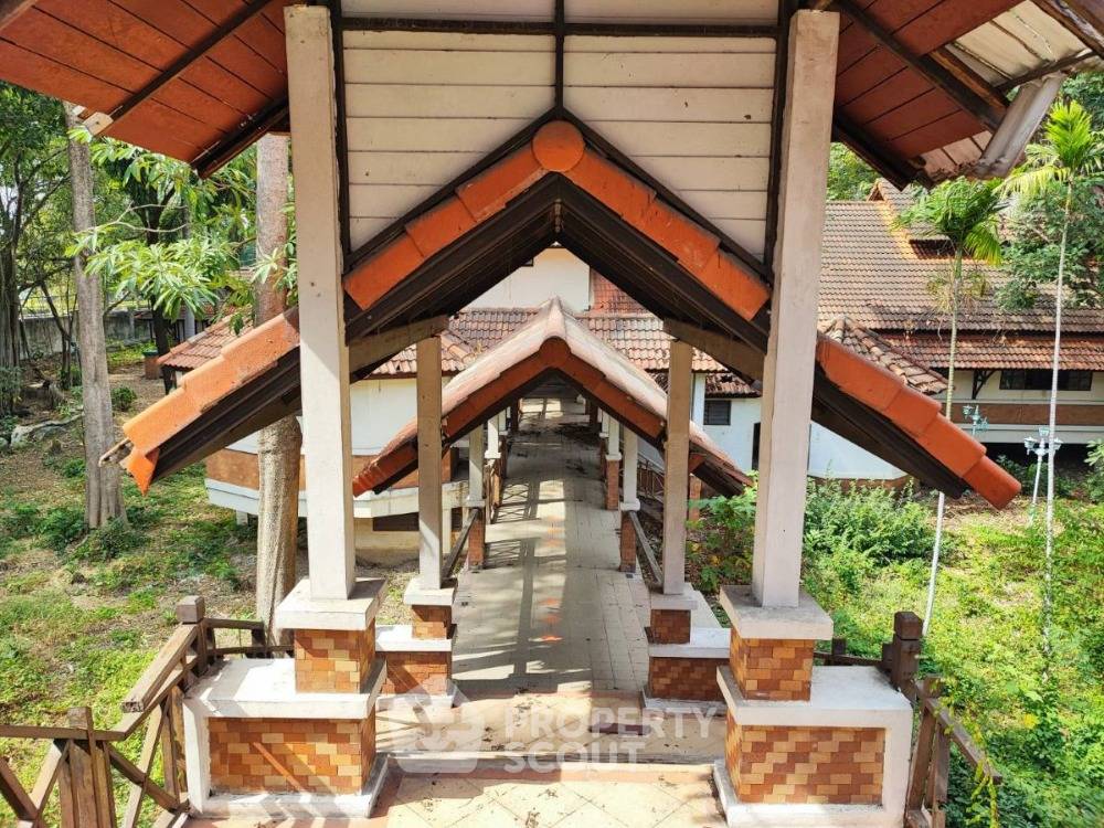 รูป ที่ดินสำหรับปล่อยเช่า 6,400 ตารางเมตร แถว ใน ทุ่งสองห้อง (ID 2075611) - รูปที่ 7/10