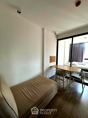 Condos for sale : Studio Condo at Lyss Condo Ratchayothin near BTS Ratchayothin (ID 1763154)