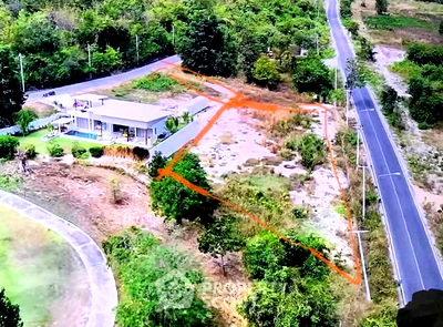 ที่ดิน ชะอำ เพชรบุรี : ที่ดินสำหรับปล่อยขาย 2,400 ตารางเมตร แถว ใน ห้วยทรายเหนือ (ID 2080035)