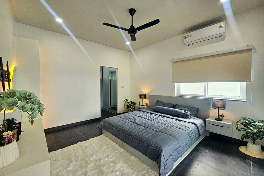 picture [920601001-693] Spacious Family Villa, 3 Bed 3 Bath in Hua Hin Soi 70 For Sale - 29/44