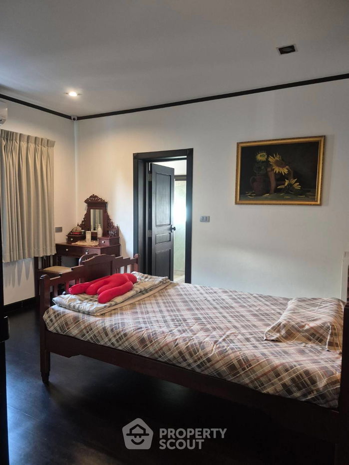 picture 4-BR House in Nuan Chan (ID 2456436) - 12/43