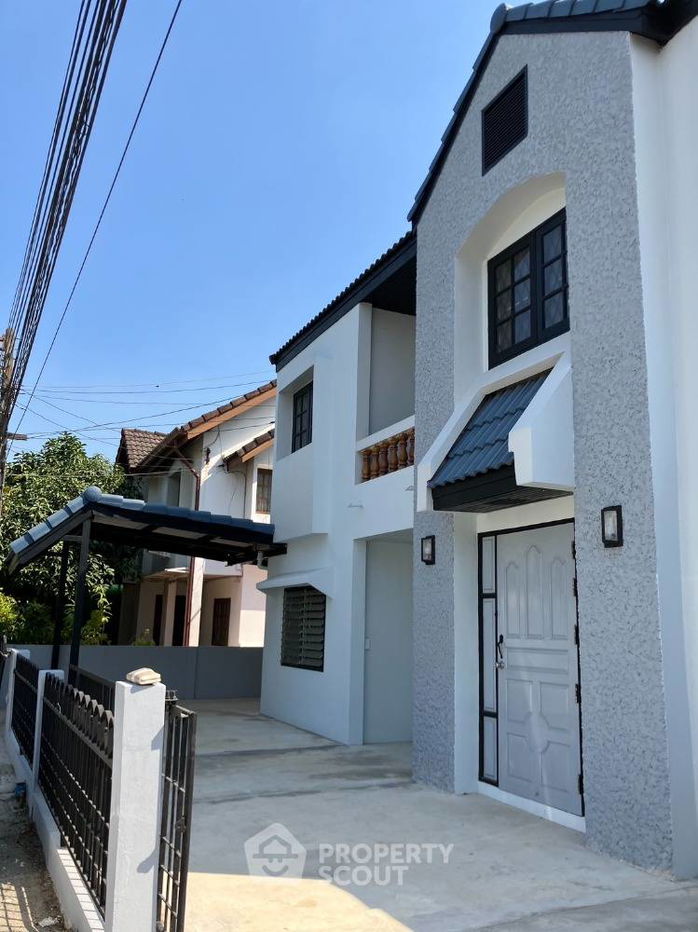 รูป บ้าน 4-ห้องนอน ใกล้ กรุงเทพกรีฑา (ID 1401630) - รูปที่ 2/16