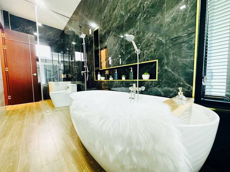 รูป ขายพลูวิลล่าพัทยา  สไตล์ Modern Luxury ใกล้อ่างเก็บน้ำมาบประชัน  - รูปที่ 13/20