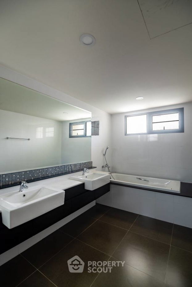 picture 4-BR House at The City Bangna-KM.7 in Bang Kaeo (ID 1467230) - 13/16