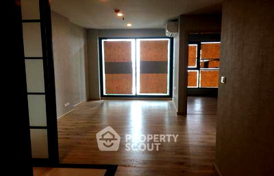 ขายคอนโด : คอนโด 2-ห้องนอน ที่ บริกซ์ จรัญสนิทวงศ์ 64 ใกล้ MRT สิรินธร (ID 1158624)