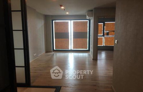 2-BR Condo at Brix Condominium Charansanitwong 64 near MRT Sirindhorn (ID 1158624)