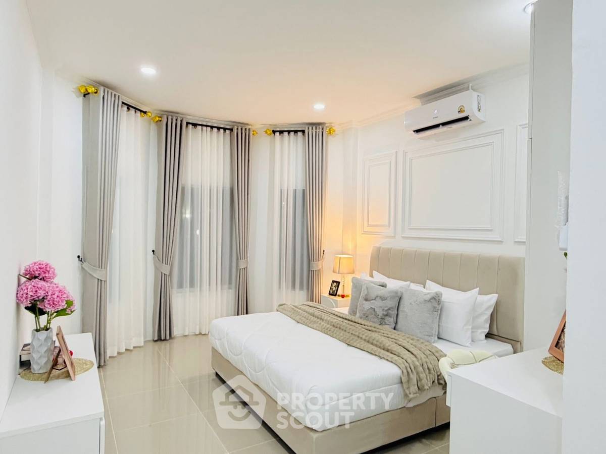 picture 3-BR House at T.W. Parkview close to Pattaya (ID 2453847) - 15/28