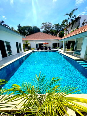 Houses for rent Bang Lamung Chonburi : 10-BR Villa close to Pattaya (ID 2102900)