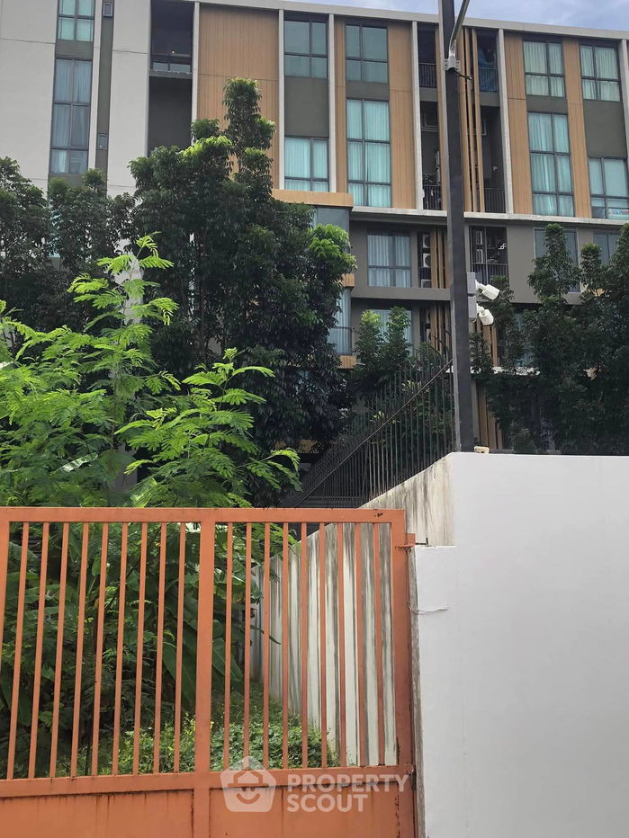 รูป คอนโด 1-ห้องนอน ที่ แชมเบอร์ส ชาน ลาดพร้าว - วังหิน ใน ลาดพร้าว (ID 1467103) - รูปที่ 10/12