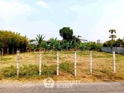 Land for sale Chang Chui : 928 m² Land for Sale in Bang Khun Non (ID 2105609)