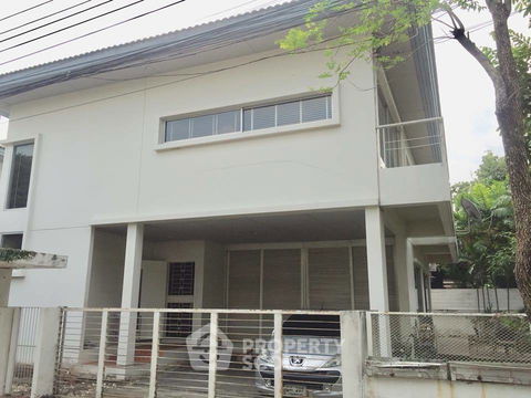 3-BR House at Noble Geo Watcharapol in Tha Raeng (ID 1555035)