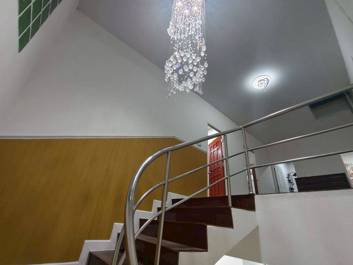 รูป บ้านเดี่ยว ร่มเกล้า มีนบุรี ลาดกระบัง หมู่บ้านรุ่งนภา ถนนร่มเกล้า13 ห่างจากถนน150เมตร นัหมายชมบ้าน 085-318-688 คุณวา - รูปที่ 5/23