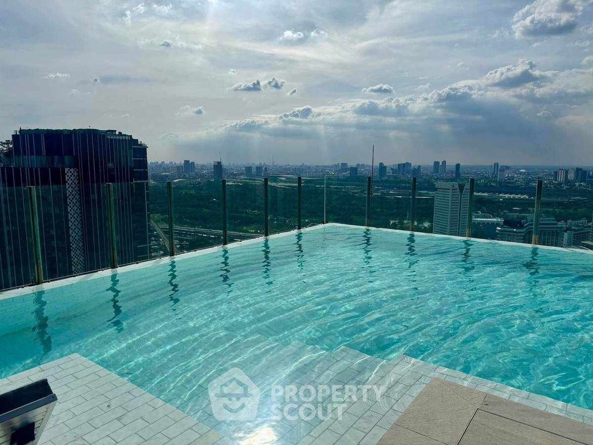 รูป คอนโด สตูดิโอ ที่ ไลฟ์ พหลฯ-ลาดพร้าว ใกล้ BTS ห้าแยกลาดพร้าว (ID 2070026) - รูปที่ 2/10