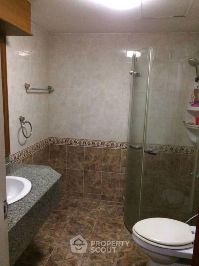 picture 3-BR Condo at Floraville Condominium near ARL Hua Mak (ID 1400072) - 10/18