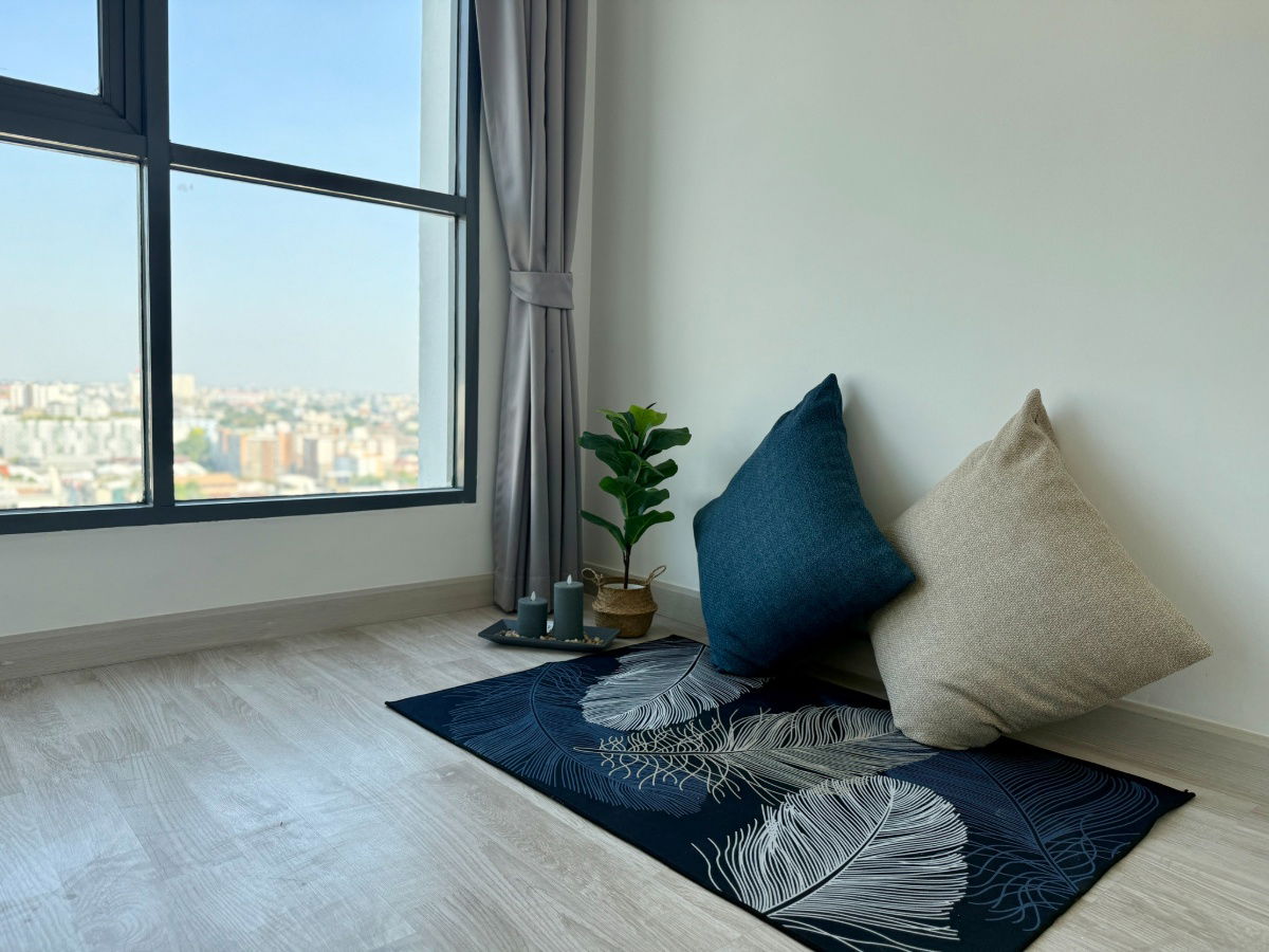 picture BTS On Nut 200 m. Price  21,500 Baht Condo Ideo Mobi Sukhumvit ( Rental ) - 5/14