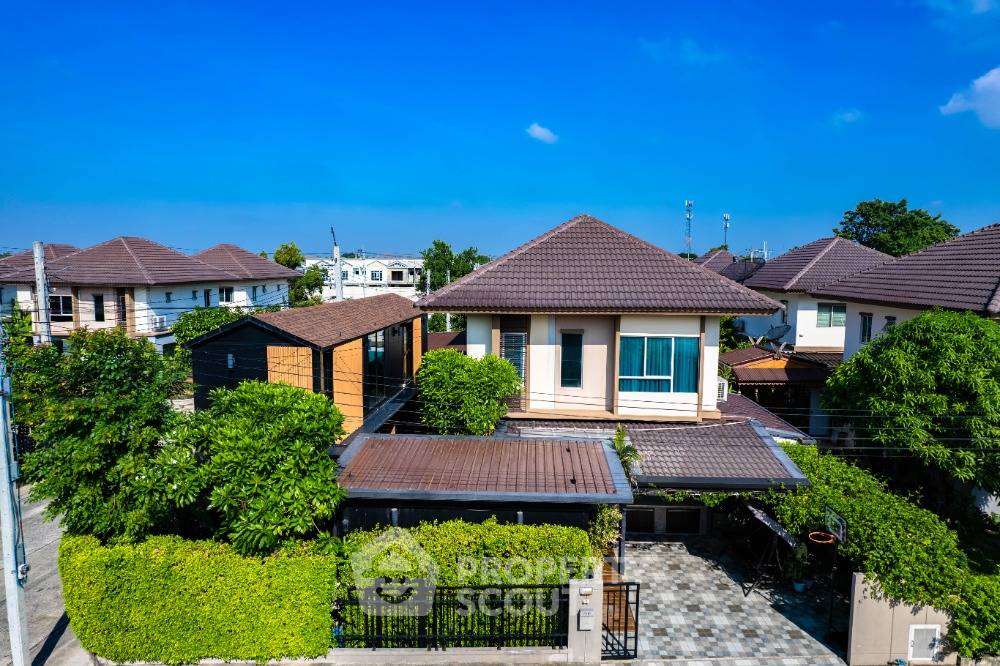 รูป บ้าน 5-ห้องนอน ใน มีนบุรี (ID 1398574) - รูปที่ 1/36