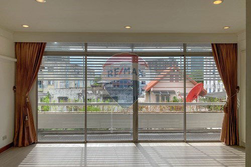 picture [920071049-1180] townhouse for rent thonlgor and ekkamai sukhumvit road - 23/23