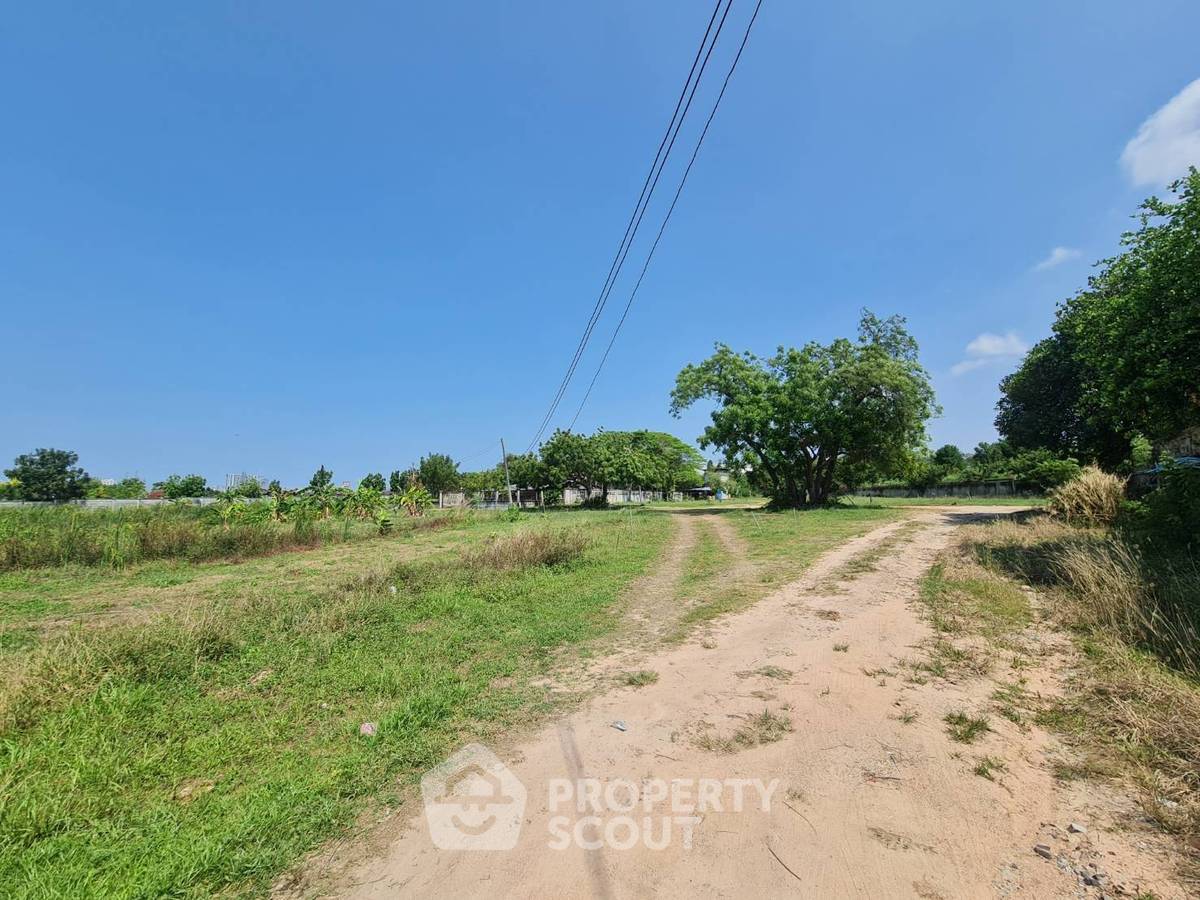 รูป ที่ดินสำหรับปล่อยขาย 18,360 ตารางเมตร แถว ใกล้ เมืองพัทยา (ID 2106219) - รูปที่ 9/9