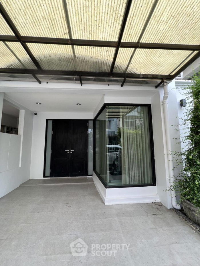 รูป ทาวน์เฮาท์ 4-ห้องนอน ใน จันทรเกษม (ID 1431434) - รูปที่ 5/14