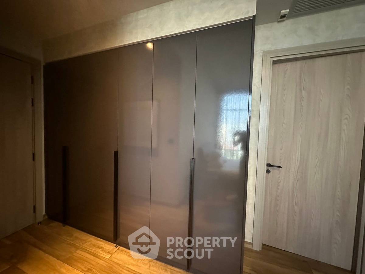 picture 2-BR Condo at The Lofts Asoke near MRT Phetchaburi (ID 1034202) - 7/12