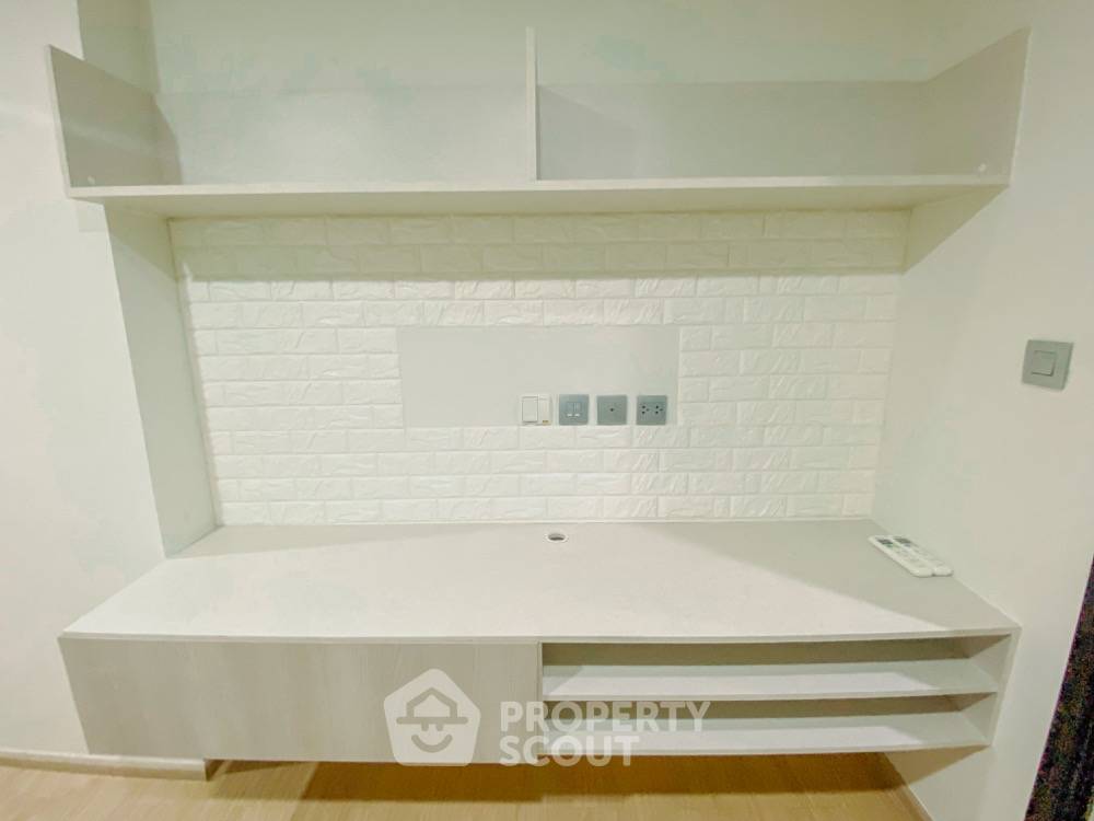 picture 2-BR Condo at Wynn Condo in Khlong Thanon (ID 628763) - 4/11