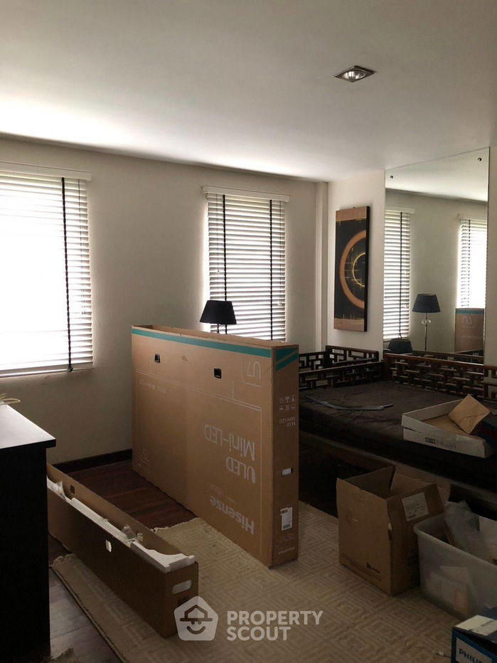 picture 4-BR House near BTS Saphan Khwai (ID 2083325) - 23/33