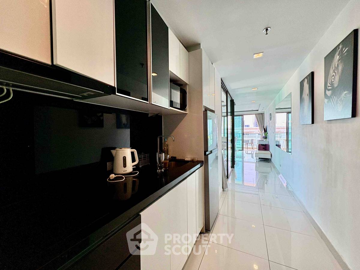 picture 1-BR Condo at Wongamat Tower Condominium close to Sanctuary of Truth (ID 2064919) - 10/12