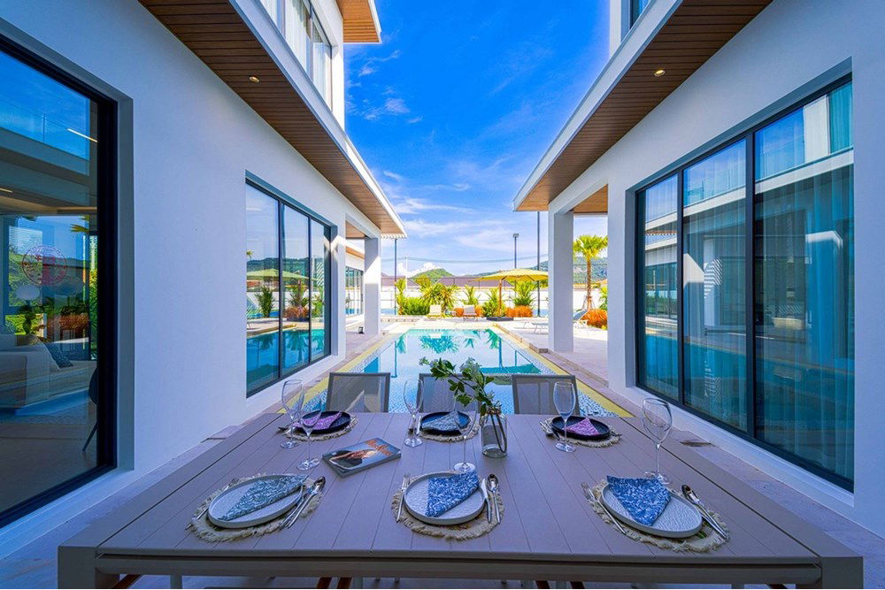 รูป [920601001-697] ขายวิลล่าหรูพร้อมสนามเทนนิส 4 ห้องนอน 4 ห้องน้ำ ในซอย 70 ของ huahin - รูปที่ 56/108